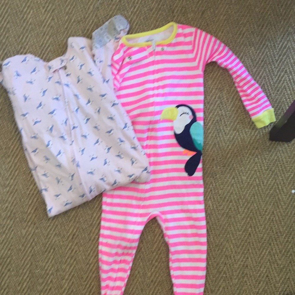 Carter’s pajamas girls 2t 24m